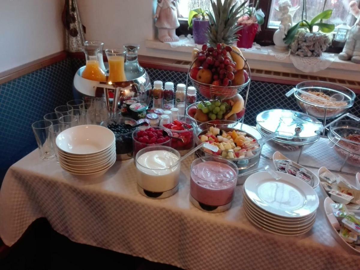 Gaestehaus Cafe Andrea Кефлах Екстер'єр фото