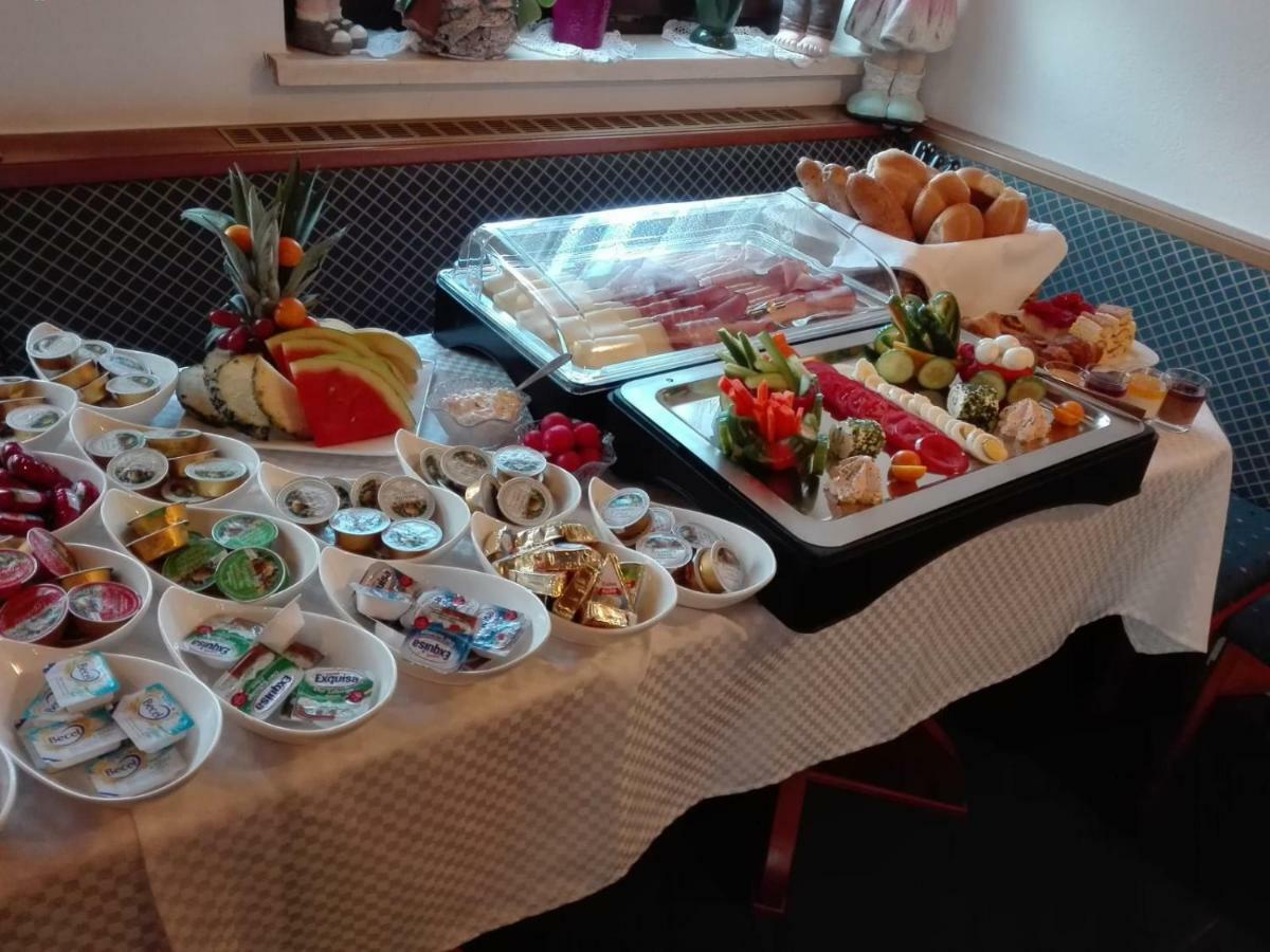Gaestehaus Cafe Andrea Кефлах Екстер'єр фото